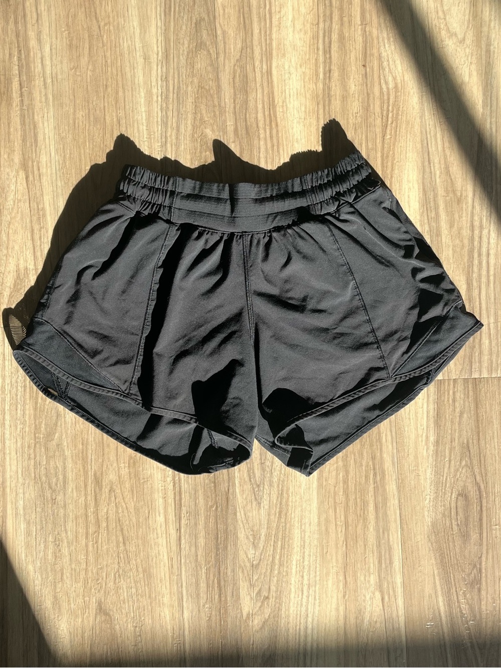 Lululemon hotty hot short